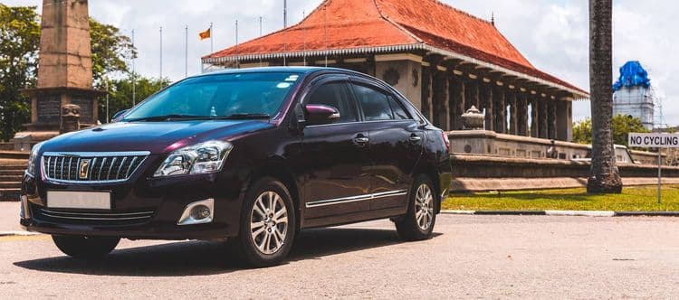 The Best Cars for Sri Lankan Roads